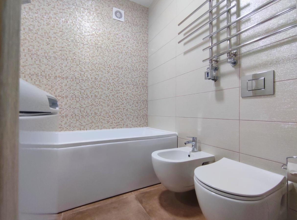 "Well-Being" Popular Among Business Person Apartment Lviv Exterior photo
